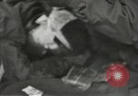 Image poste d'aide médical du 2e Bataillon 442L'équipe de combat régimentaire Belmont France, 1944, de la seconde 46 séquences d'archives historiques vidéo 65675065596