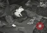 Image poste d'aide médical du 2e Bataillon 442L'équipe de combat régimentaire Belmont France, 1944, de la seconde 52 séquences d'archives historiques vidéo 65675065596