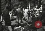 Standbild vorwärts Hilfe Station der 442nd Regimental Bekämpfung Team Belmont Frankreich, 1944, aus Sekunde 8 historischem Filmmaterial Videoclip 65675065597