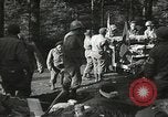 Standbild vorwärts Hilfe Station der 442nd Regimental Bekämpfung Team Belmont Frankreich, 1944, aus Sekunde 10 historischem Filmmaterial Videoclip 65675065597
