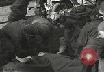Standbild vorwärts Hilfe Station der 442nd Regimental Bekämpfung Team Belmont Frankreich, 1944, aus Sekunde 20 historischem Filmmaterial Videoclip 65675065597