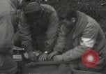 Standbild vorwärts Hilfe Station der 442nd Regimental Bekämpfung Team Belmont Frankreich, 1944, aus Sekunde 24 historischem Filmmaterial Videoclip 65675065597