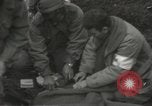 Standbild vorwärts Hilfe Station der 442nd Regimental Bekämpfung Team Belmont Frankreich, 1944, aus Sekunde 26 historischem Filmmaterial Videoclip 65675065597