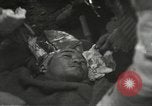 Standbild vorwärts Hilfe Station der 442nd Regimental Bekämpfung Team Belmont Frankreich, 1944, aus Sekunde 48 historischem Filmmaterial Videoclip 65675065597