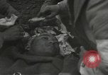 Standbild vorwärts Hilfe Station der 442nd Regimental Bekämpfung Team Belmont Frankreich, 1944, aus Sekunde 52 historischem Filmmaterial Videoclip 65675065597