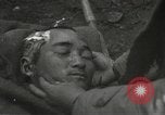 Standbild vorwärts Hilfe Station der 442nd Regimental Bekämpfung Team Belmont Frankreich, 1944, aus Sekunde 56 historischem Filmmaterial Videoclip 65675065597