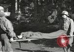 Image Poste d'aide médical du 2e Bataillon 442L'équipe de combat régimentaire Belmont France, 1944, de la seconde 8 séquences d'archives historiques vidéo 65675065598