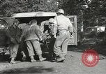 Image Poste d'aide médical du 2e Bataillon 442L'équipe de combat régimentaire Belmont France, 1944, de la seconde 29 séquences d'archives historiques vidéo 65675065598