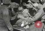 Image Poste d'aide médical du 2e Bataillon 442L'équipe de combat régimentaire Belmont France, 1944, de la seconde 31 séquences d'archives historiques vidéo 65675065598