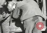 Image Poste d'aide médical du 2e Bataillon 442L'équipe de combat régimentaire Belmont France, 1944, de la seconde 40 séquences d'archives historiques vidéo 65675065598