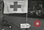 Image Poste d'aide médical du 2e Bataillon 442L'équipe de combat régimentaire Belmont France, 1944, de la seconde 58 séquences d'archives historiques vidéo 65675065598