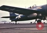 Standbild FM-2 WILDCAT aircraft Pazifik, 1944, aus Sekunde 16 historischem Filmmaterial Videoclip 65675065637