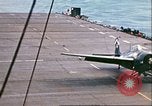 Standbild FM-2 WILDCAT aircraft Pazifik, 1944, aus Sekunde 31 historischem Filmmaterial Videoclip 65675065637