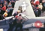 Standbild FM-2 WILDCAT aircraft Pazifik, 1944, aus Sekunde 46 historischem Filmmaterial Videoclip 65675065637