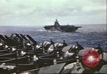 Image carrier operations Océan Pacifique, 1944, de la seconde 36 séquences d'archives historiques vidéo 65675065641