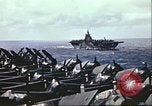 Image carrier operations Océan Pacifique, 1944, de la seconde 39 séquences d'archives historiques vidéo 65675065641