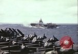 Image carrier operations Océan Pacifique, 1944, de la seconde 46 séquences d'archives historiques vidéo 65675065641