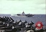 Image carrier operations Océan Pacifique, 1944, de la seconde 52 séquences d'archives historiques vidéo 65675065641
