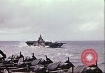 Image carrier operations Océan Pacifique, 1944, de la seconde 59 séquences d'archives historiques vidéo 65675065641