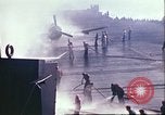 Image carrier operations Océan Pacifique, 1944, de la seconde 15 séquences d'archives historiques vidéo 65675065645