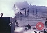 Image carrier operations Océan Pacifique, 1944, de la seconde 20 séquences d'archives historiques vidéo 65675065645