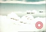 Standbild amerikanische Flugzeuge Manila Philippinen, 1943, aus Sekunde 13 historischem Filmmaterial Videoclip 65675065656