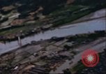 Standbild strafing japanische Installationen Pacific Theater, 1944, aus Sekunde 8 historischem Filmmaterial Videoclip 65675065665