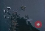 Standbild strafing japanische Installationen Pacific Theater, 1944, aus Sekunde 18 historischem Filmmaterial Videoclip 65675065665