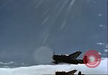 Standbild Bombardierung japanische Insel Shikoku Japan, 1945, aus Sekunde 32 historischem Filmmaterial Videoclip 65675065668