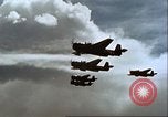 Standbild Bombardierung japanische Insel Shikoku Japan, 1945, aus Sekunde 35 historischem Filmmaterial Videoclip 65675065668
