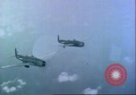 Standbild TBM Rächer Flugzeuge Pacific Theater, 1944, aus Sekunde 41 historischem Filmmaterial Videoclip 65675065669