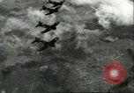 Standbild amerikanische Flugzeuge Pacific Theater, 1947, aus Sekunde 6 historischem Filmmaterial Videoclip 65675065678