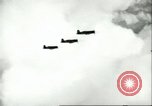 Standbild amerikanische Flugzeuge Pacific Theater, 1947, aus Sekunde 39 historischem Filmmaterial Videoclip 65675065678