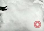 Standbild F4U Corsair Pacific Theater, 1947, aus Sekunde 7 historischem Filmmaterial Videoclip 65675065679