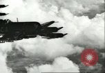 Standbild F4U Corsair Pacific Theater, 1947, aus Sekunde 15 historischem Filmmaterial Videoclip 65675065679