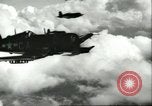 Standbild F4U Corsair Pacific Theater, 1947, aus Sekunde 22 historischem Filmmaterial Videoclip 65675065679
