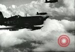 Standbild F4U Corsair Pacific Theater, 1947, aus Sekunde 24 historischem Filmmaterial Videoclip 65675065679