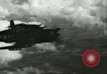 Standbild F4U Corsair Pacific Theater, 1947, aus Sekunde 37 historischem Filmmaterial Videoclip 65675065679
