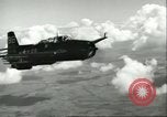 Standbild TBM Avenger Pacific Theater, 1947, aus Sekunde 33 historischem Filmmaterial Videoclip 65675065681