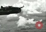Standbild TBM Avenger Pacific Theater, 1947, aus Sekunde 60 historischem Filmmaterial Videoclip 65675065681