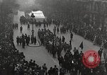Standbild drapiert Beerdigung Float Europa, 1920, aus Sekunde 44 historischem Filmmaterial Videoclip 65675065694