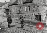 Standbild der deutschen Polizei Oberschlesien, 1919, aus Sekunde 35 historischem Filmmaterial Videoclip 65675065695