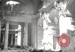 Immagine di Bombardare gli edifici danneggiati Berlino Germania, 1945, secondo 5 filmato di repertorio 65675065700