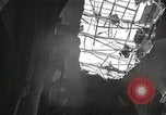 Immagine di Bombardare gli edifici danneggiati Berlino Germania, 1945, secondo 7 filmato di repertorio 65675065700