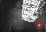 Immagine di Bombardare gli edifici danneggiati Berlino Germania, 1945, secondo 9 filmato di repertorio 65675065700