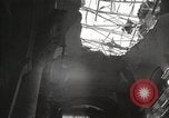 Immagine di Bombardare gli edifici danneggiati Berlino Germania, 1945, secondo 20 filmato di repertorio 65675065700
