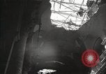 Immagine di Bombardare gli edifici danneggiati Berlino Germania, 1945, secondo 22 filmato di repertorio 65675065700