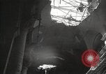 Immagine di Bombardare gli edifici danneggiati Berlino Germania, 1945, secondo 24 filmato di repertorio 65675065700