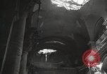 Immagine di Bombardare gli edifici danneggiati Berlino Germania, 1945, secondo 31 filmato di repertorio 65675065700