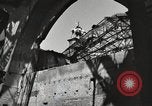 Immagine di Danneggiato il Reichstag Berlino Germania, 1945, secondo 4 filmato di repertorio 65675065701